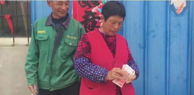 郭寧農資送貨啦！小編數錢啦！數到手抽筋！